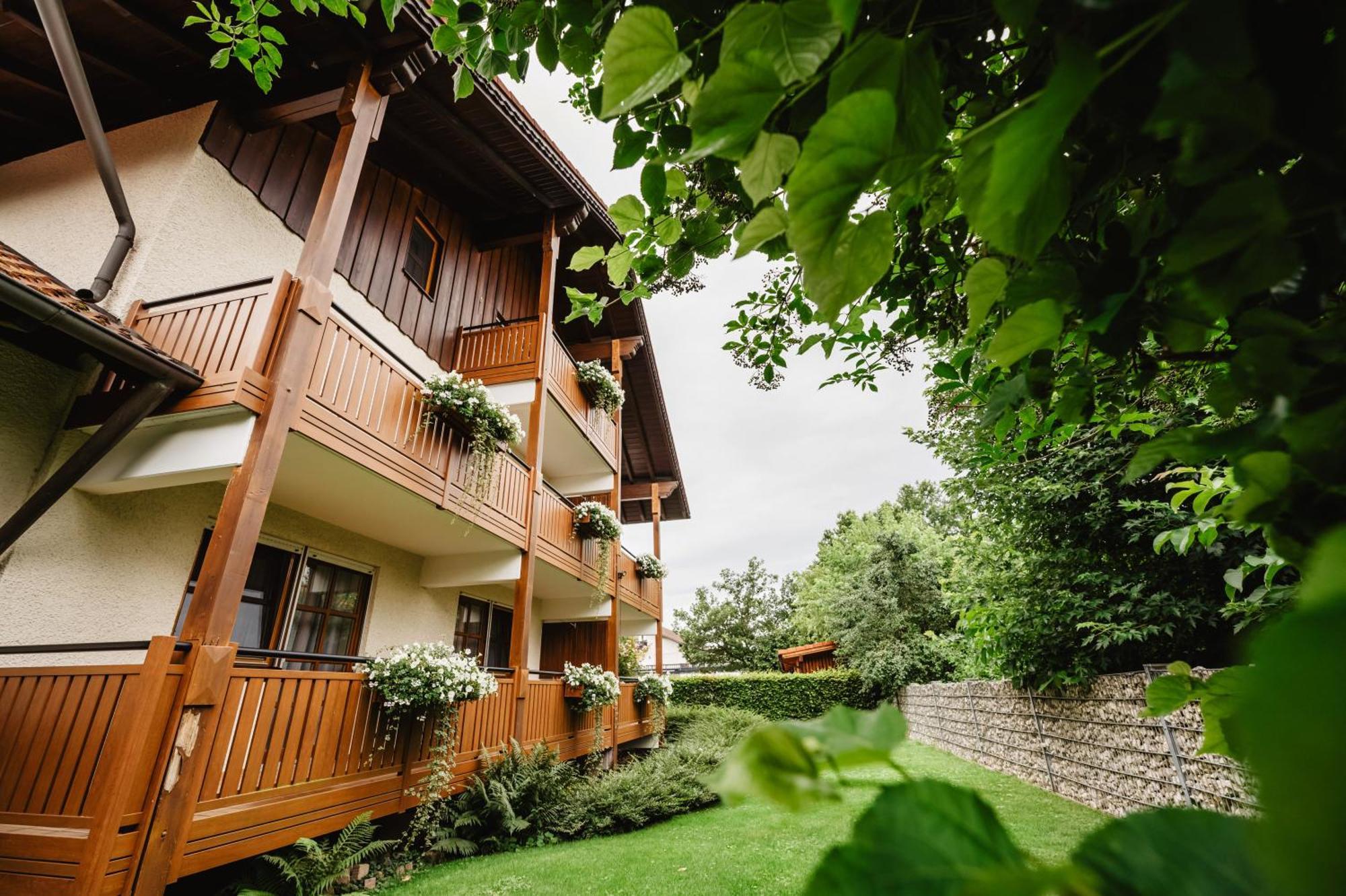 Appartementhaus Silvia Bad Füssing Kültér fotó